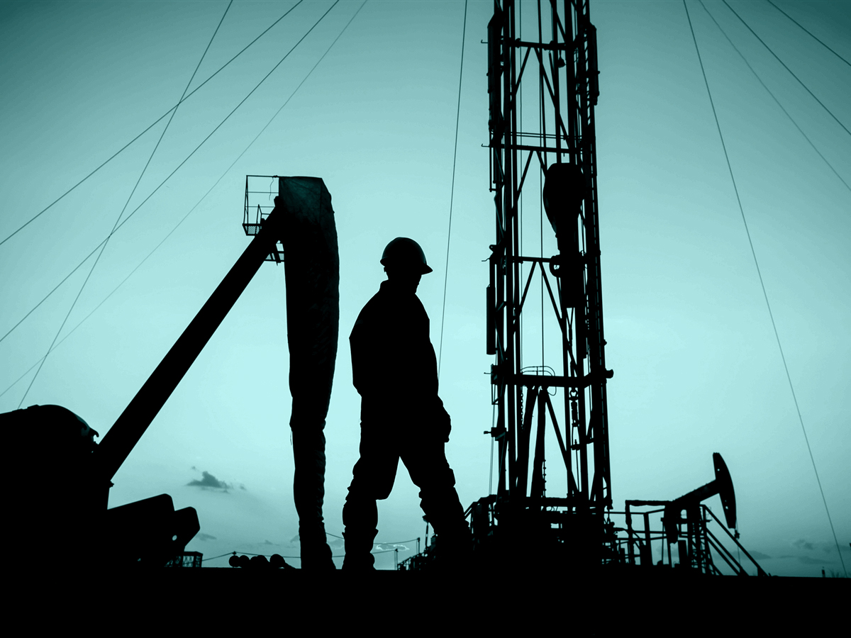 Drilling rig and pipes